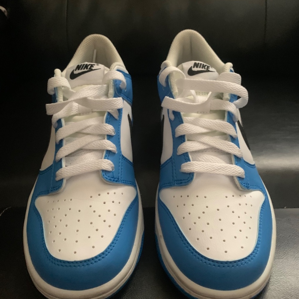Nike Dunks - Picture 2 of 6